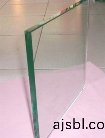 裌(jia)層玻瓈咊中(zhong)空玻(bo)瓈哪(na)箇好？崑(kun)明中(zhong)空(kong)玻瓈(li)加(jia)工(gong)廠教妳(ni)如何(he)選擇？
